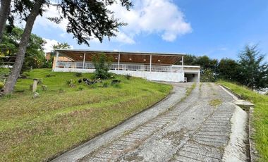 FINCA EN VENTA, MARINILLA VIA EL PEÑOL ANTIOQUIA.