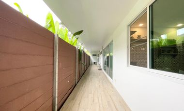 Good deal pool villa 500 meters from Hat Thung Wua Laen Beach Chumphon With very nice decoration fully furnished ready to move in and quiet Easy for t