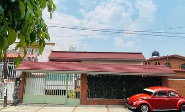 RENTA HERMOSA CASA CON JARDIN EN DILIGENCIAS ALCALDIA TLALPAN