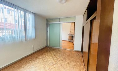 RENTA HERMOSA CASA CON JARDIN EN DILIGENCIAS ALCALDIA TLALPAN