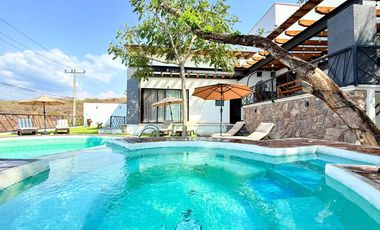 Hermosa Casa DALIA II en Renta con Alberca y Jacuzzi climatizada y vistas panorámicas en Fracc Rancho San Diego en Ixtapan de la Sal EDOMEX