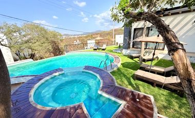 Hermosa Casa DALIA II en Renta con Alberca y Jacuzzi climatizada y vistas panorámicas en Fracc Rancho San Diego en Ixtapan de la Sal EDOMEX