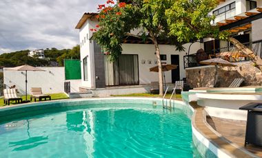 Hermosa Casa DALIA II en Renta con Alberca y Jacuzzi climatizada y vistas panorámicas en Fracc Rancho San Diego en Ixtapan de la Sal EDOMEX