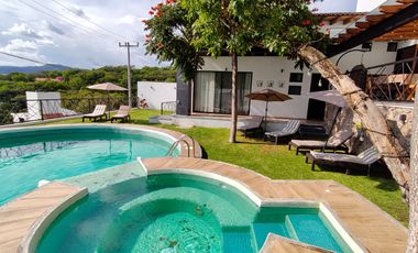 Hermosa Casa DALIA II en Renta con Alberca y Jacuzzi climatizada y vistas panorámicas en Fracc Rancho San Diego en Ixtapan de la Sal EDOMEX
