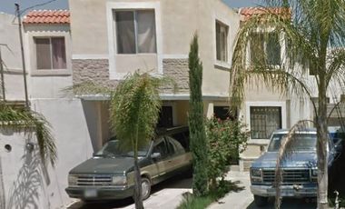 Casa en venta en Cadereyta Jiménez, Santa María