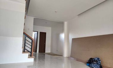 3 Storey Townhouse for sale in San Mateo Rizal near  Quezon City and Marikina City 5 Minutes away for SM Mall