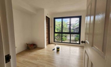 3 Storey Townhouse for sale in San Mateo Rizal near  Quezon City and Marikina City 5 Minutes away for SM Mall