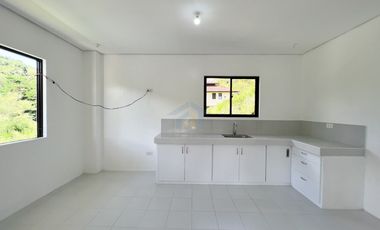 5-Bedroom Golf View Residence in Sun Valley Antipolo • Fretrato ID: FM200