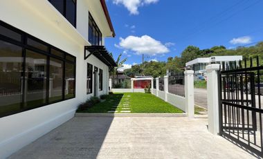 5-Bedroom Golf View Residence in Sun Valley Antipolo • Fretrato ID: FM200