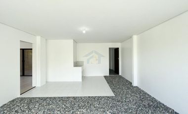 5-Bedroom Golf View Residence in Sun Valley Antipolo • Fretrato ID: FM200