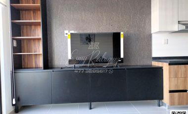 DEPARTAMENTO EN RENTA, AMUEBLADO. FRACC. CAPITTALA, León,Gto; SALIDA A SILAO, 2 REC. 2 BAÑOS