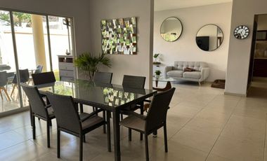 Casa en Venta en Tlaltenango, Cuernavaca, Morelos con 3 Habitaciones