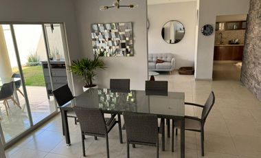 Casa en Venta en Tlaltenango, Cuernavaca, Morelos con 3 Habitaciones