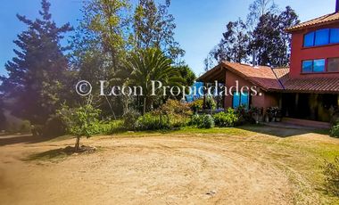 Se vende Parcela con casa en sector Miraflores, Curacavi.