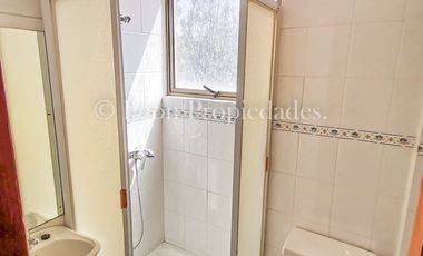 Se vende Parcela con casa en sector Miraflores, Curacavi.