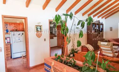 Se vende Parcela con casa en sector Miraflores, Curacavi.