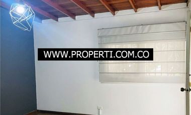Casa Comercial en Arriendo Sector Estadio - Laureles