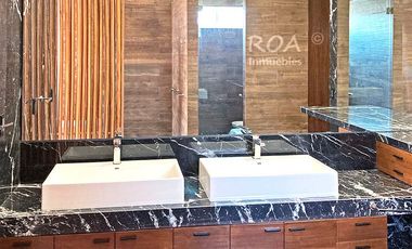 Zona Puerta de Hierro: Casa Nueva de 4 Recamaras en Bosques de Los Lagos