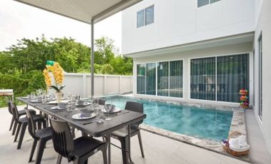 6 Bedrooms Luxurious pool villa For Rent