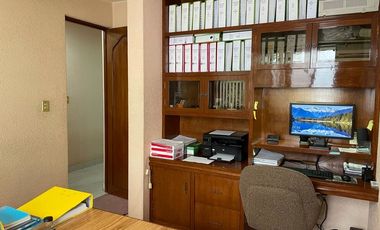 Venta de casa duplex en calle privada en Petrolera Taxqueña, Coyoacán, CDMX