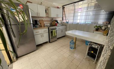 Venta de casa duplex en calle privada en Petrolera Taxqueña, Coyoacán, CDMX