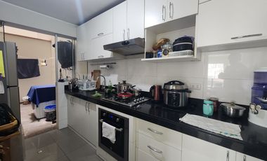 VENTA AMPLIO DEPARTAMENTO EN SURCO 3 DORMITORIOS PATIO LAVANDERIA