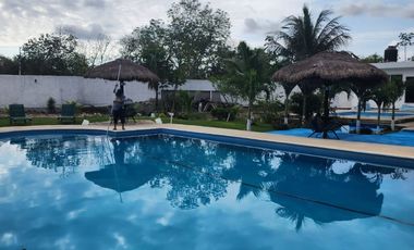 Venta de Finca en Cancún 2,608m2 en Funcionamiento para Eventos