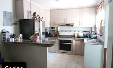 PROPIEDAD COMERCIAL EN VENTA EN AVENIDA AMERICA DE PORTOVIEJO