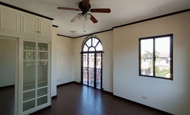 House at Ponticelli Daang Hari