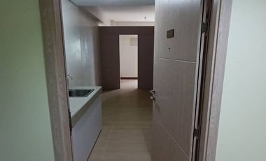 TREES01XXT18: For Rent Unfurnished 1BR Unit in Trees Residences QC