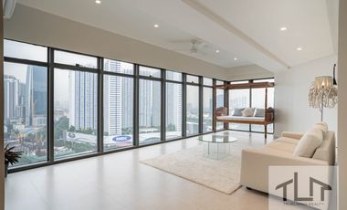 Semi-furnished 3 Bedroom Condo for Sale in Salcedo Park Condominium Makati City