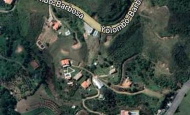 FINCA DE RECREO Y CAMPING ABAJITO DE PORCE- SANTO DOMINGO.