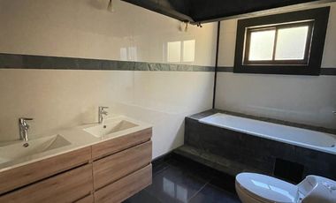 Casa nueva en Curacaví. Condominio Lomas del Puangue.