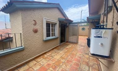 VENDO HERMOSA RESIDENCIA CON 3 HABITACIONES EN PLANTA BAJA, EN LAS FINCAS JIUTEPEC, MORELOS