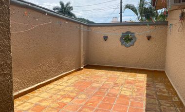 VENDO HERMOSA RESIDENCIA CON 3 HABITACIONES EN PLANTA BAJA, EN LAS FINCAS JIUTEPEC, MORELOS