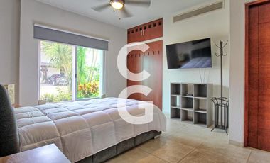 Casa en Venta en Cancun en Residencial Villa Magna con Alberca y Jardín