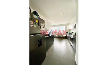 Se Vende Triplex En San Isidro