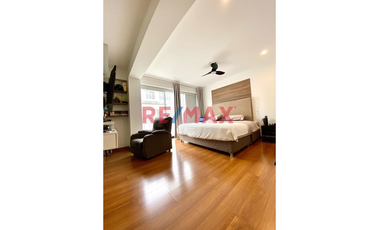 Se Vende Triplex En San Isidro