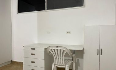 Kennedy Norte, Se renta linda Suite semi amoblada