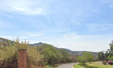 Hermosa y amplia casa de remate en Rancho San Diego, Ixtapan de la Sal, Edo de México!