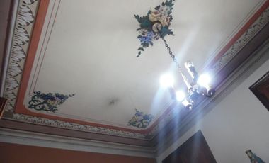 CASA EN EXCELENTE ZONA COMERCIAL – CERCADO DE LIMA