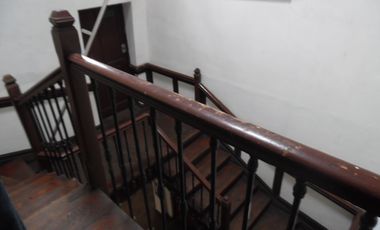 CASA EN EXCELENTE ZONA COMERCIAL – CERCADO DE LIMA