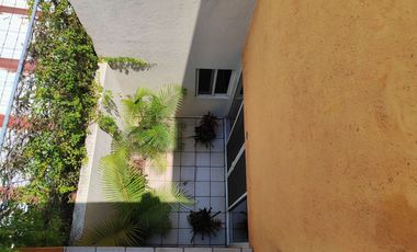 Preciosa casa de 263 m2 con 4 recámaras ubicada sobre Av. Domingo Diez, Col. Chamilpa, Cuernavaca Mor.
