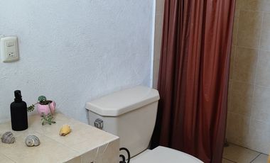 Preciosa casa de 263 m2 con 4 recámaras ubicada sobre Av. Domingo Diez, Col. Chamilpa, Cuernavaca Mor.