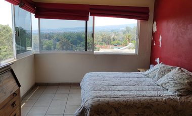 Preciosa casa de 263 m2 con 4 recámaras ubicada sobre Av. Domingo Diez, Col. Chamilpa, Cuernavaca Mor.