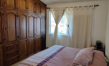 Preciosa casa de 263 m2 con 4 recámaras ubicada sobre Av. Domingo Diez, Col. Chamilpa, Cuernavaca Mor.