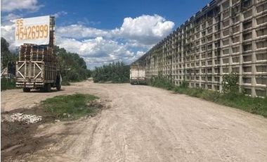 TERRENO 2,300 M2 ACCESO CTO EXTERIOR MEXIQUENSE TULTEPEC