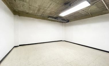 LOCAL COMERCIAL INT. 16 Y 17 - URBANIZACION SAN BERNARDINO