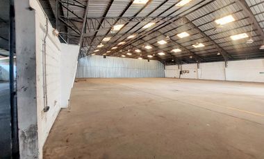 Alquiler bodega 2500m2 en vía a Daule y Perimetral