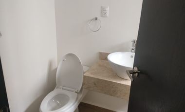 Departamento en 4to. piso en el Fracc. Costa de Oro. Alberca y vigilancia